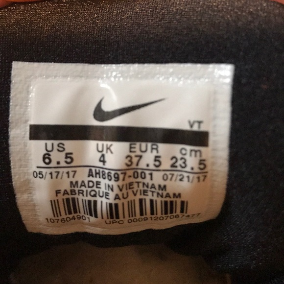 NWT Nike Air Max 95 SE PRM WMNS - Picture 8 of 8